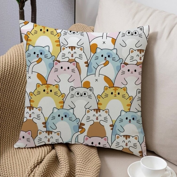 🐈 Cozy Cat Cuties Decorative Pillow Cover 18”x18” - NWT - Picture 4 of 5